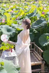 Discover Lu Xuan Xuan's Graceful Beauty in a White Dress Amidst a Serene Lotus Pond - XiuRen No.10630 - image 48