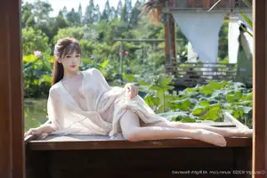 Discover Lu Xuan Xuan's Graceful Beauty in a White Dress Amidst a Serene Lotus Pond - XiuRen No.10630 - image 17