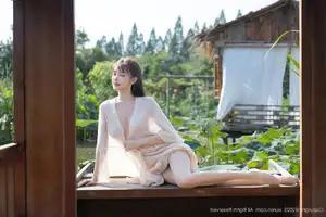 Discover Lu Xuan Xuan's Graceful Beauty in a White Dress Amidst a Serene Lotus Pond - XiuRen No.10630 - image 38