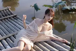 Discover Lu Xuan Xuan's Graceful Beauty in a White Dress Amidst a Serene Lotus Pond - XiuRen No.10630 - image 22