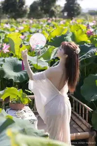 Discover Lu Xuan Xuan's Graceful Beauty in a White Dress Amidst a Serene Lotus Pond - XiuRen No.10630 - image 23