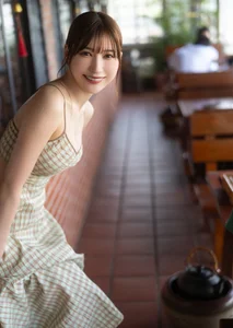 Stunning Portrait Photography Featuring Japanese Model Risa Yukihira: Elegant Summer Fashion and Lifestyle Inspiration for Your Aesthetic Social Media Boards - image 1