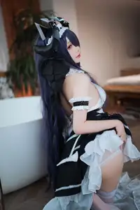 Immerse in Coser Mian Bing Xian Er's stunning August Maid transformation from Azur Lane (43P) – An Azur Lane Masterpiece! - image 17
