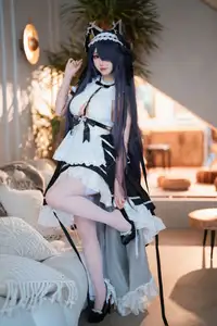 Immerse in Coser Mian Bing Xian Er's stunning August Maid transformation from Azur Lane (43P) – An Azur Lane Masterpiece! - image 6