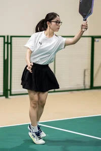Nhat Le Embraces the Pickleball Trend with a Radiant and Natural Sporty Look - image 6