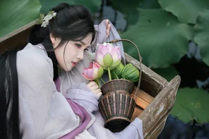 Artistic Portrait Photography: San Ye Jiang Jiang in YiTuYu Art Language Vol.9386 – Elegant Aesthetic and Cinematic Visuals - image 24