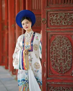 Quang Nam FC Head Coach Proposal: Meet the Beautiful Woman Captivating the Sports World - image 8