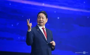 Truong Gia Binh Discusses Vietnam’s Resilience as a Secure Investment Destination Amid Global Economic Volatility - image 0
