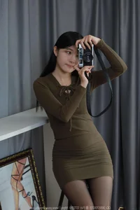Wan Ping as the Beautiful Photographer: A Professional IESS Portrait Series - image 2