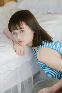 Artistic Visuals with Juan Cun Xiao Ming in YiTuYu Vol.7072 - image 4