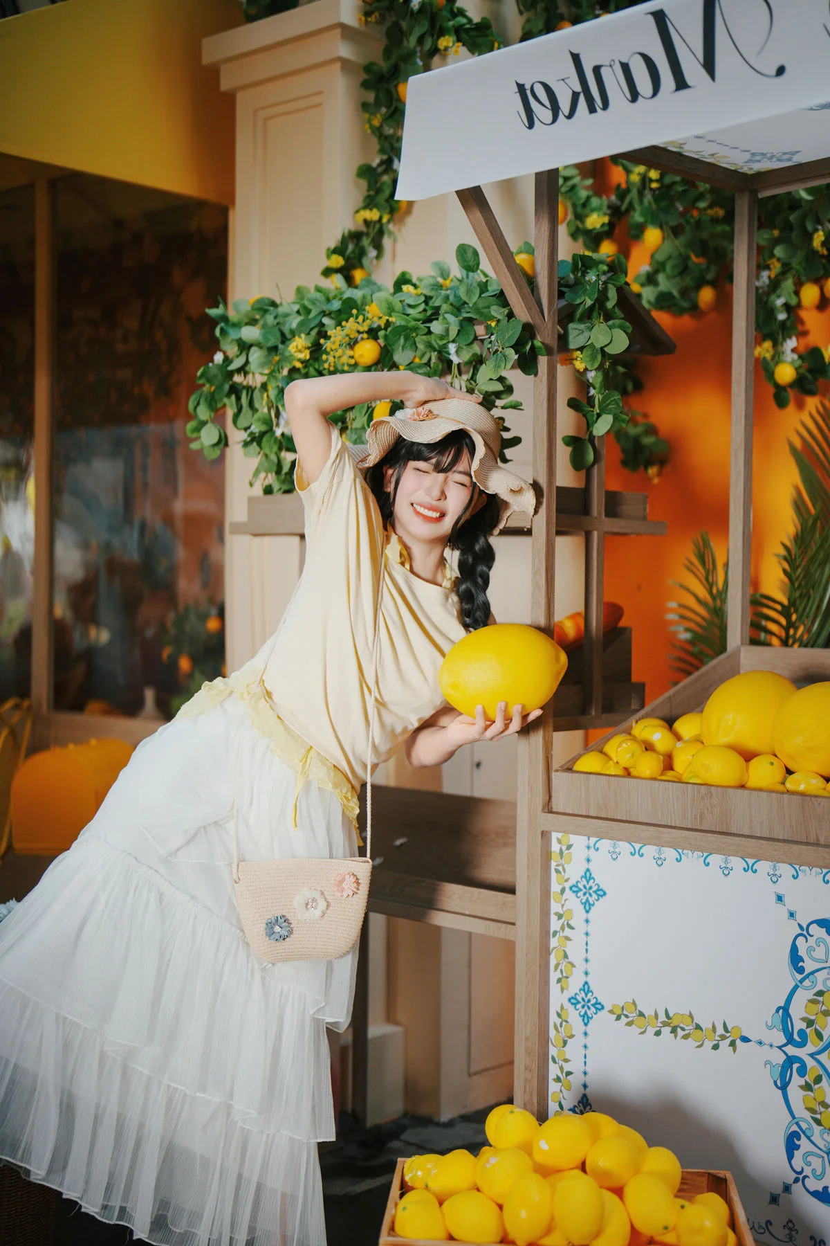 YiTuYu Art Language Vol.10191: Stunning Portrait Gallery Featuring Gui Hua Ya (24P)