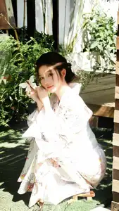 VGU No.176: Discover the Serene Charm of an Asian Beauty in a Traditional Kimono - image 1