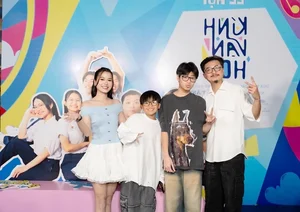 The Happy Marriage of the Rising Star Mentored by Comedian Truong Giang - image 3
