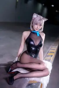 Coser Bao Zou Mo Zi Aa as Lynette Genshin Impact: Captivating Cosplay Photo Set (72P) - image 19