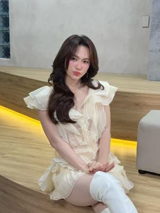 Stunning Transformation of 'Mai' Star Phuong Anh Dao: A Journey of Beauty and Talent - image 2
