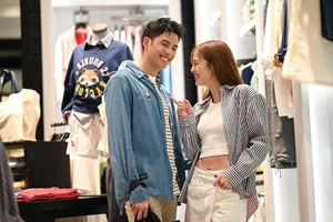 Stunning Thai Beauty Rumored to Collaborate with V-Pop Sensation Son Tung M-TP - image 4