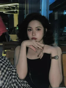 The Radiant Beauty of Tuấn Mõ’s Fiancée Revealed - image 6
