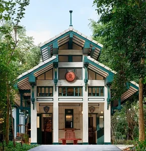 Unique Luxury: Staying in Vintage Train Carriage Hotels in Thailand - image 1
