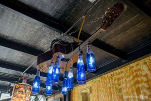 Sustainability Meets Royalty: The Recycled Decor Cafe Visited by the King of Belgium - image 5