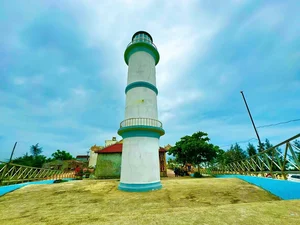The Unique Ship-Shaped Shrine: A Maritime Spiritual Landmark - image 1