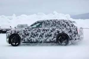 The Future of Luxury: All-Electric Rolls-Royce Cullinan SUV Redefining High-End Travel and Sustainable Automotive Design - image 4