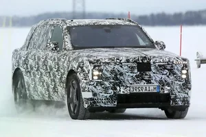 The Future of Luxury: All-Electric Rolls-Royce Cullinan SUV Redefining High-End Travel and Sustainable Automotive Design - image 6