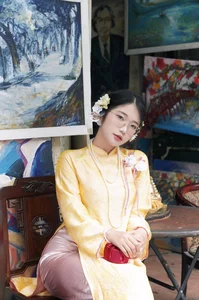 Elegant Yellow Mulberry Silk Ao Dai: Traditional Vietnamese Long Dress for Weddings and Special Occasions - image 4