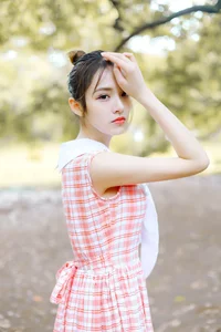 YiTuYu Art Language Vol.6642 Featuring Zhu Yun Hui Da Mo Wang: Bold Artistic Expression - image 8