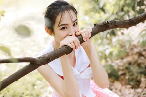 YiTuYu Art Language Vol.6642 Featuring Zhu Yun Hui Da Mo Wang: Bold Artistic Expression - image 12