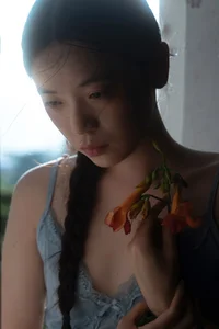 Cinematic Indoor Portrait Series: Cai Jing Fan in YiTuYu Art Language Vol.9102 – Atmospheric Photography Inspiration for Interior Style and Artistic Moods - image 8