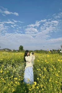 Discover the Breathtaking Yellow Mustard Fields of Moc Chau: A Complete Guide to Spring Travel in Vietnam - image 9