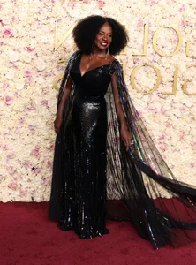 Glamour and Style: Top Celebrity Fashion Highlights from the 2025 Golden Globes Red Carpet - image 18