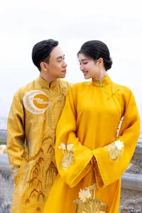 Timeless Grace: Phuong Nhi’s Serene Buddhist Wedding Ceremony in Traditional Ao Dai - image 1