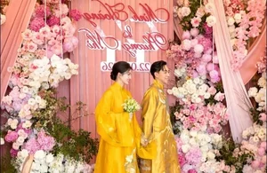 Timeless Grace: Phuong Nhi’s Serene Buddhist Wedding Ceremony in Traditional Ao Dai - image 8