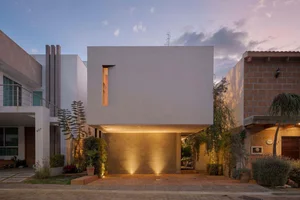 Innovative Architecture in Mexico: The Two-Story Ship Deck Inspired Residence - image 5