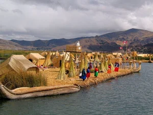 Exploring Lake Titicaca: The World's Highest Navigable Lake and Its Ancient Secrets - image 6