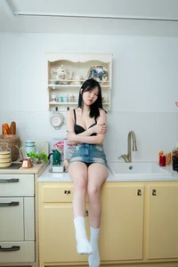 Gentle moments with Muchenne JM - Vol.01 in a cozy minimalist setting - image 29