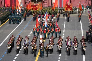 Vietnam's Distinguished Presence: Impressive Scenes from the International Military Parade at Red Square - image 1