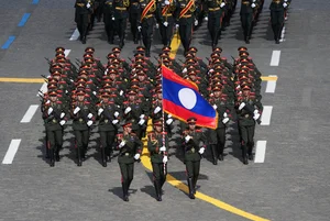 Vietnam's Distinguished Presence: Impressive Scenes from the International Military Parade at Red Square - image 2