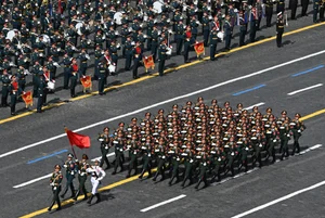 Vietnam's Distinguished Presence: Impressive Scenes from the International Military Parade at Red Square - image 0