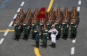 Vietnam's Distinguished Presence: Impressive Scenes from the International Military Parade at Red Square - image 8