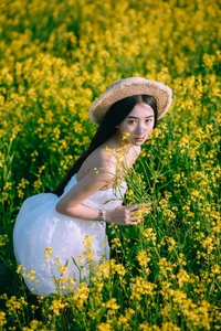 YiTuYu Art Language Vol.4426: Artistic Synergy with Yi Yu He Bao Dan - image 24
