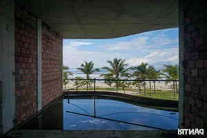 Abandoned Luxury: The Silent Concrete Skeletons of Da Nang’s Coastal Resorts - image 7