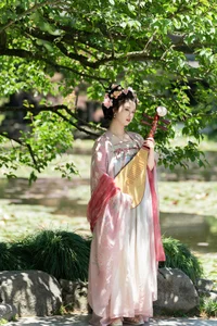 YiTuYu Art Language Vol.7162: Featuring the Elegant Xi Gua Portrait Series - image 4