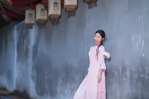 VGU No.182: Graceful Pink Ao Dai & Lotus Flowers – Enchanting Vietnamese Beauty - image 9
