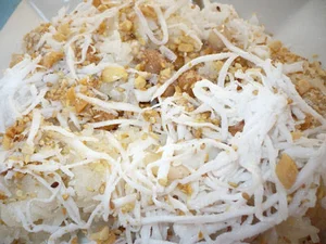 Phu Yen Budget Food Tour: Feasting for Under 100,000 VND - image 0