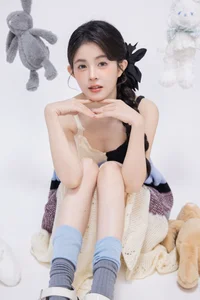YiTuYu Art Language Vol.7627 Luo Xin Xin: A Journey into Conceptual Portraiture - image 11
