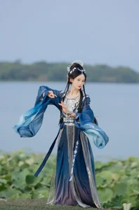 YiTuYu Art Language Vol.4761 Jia Yue Yue Yue: A Bold Vision of Creative Portraiture - image 3