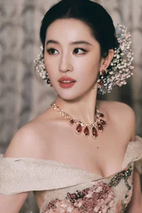 Liu Yifei Stuns in Dramatic Emerald Green Gown and Luxury High Jewelry: Red Carpet Fashion Inspiration and Global Celebrity Style Trends - image 2