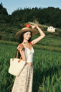 Visual Storytelling in YiTuYu Art Language Vol.7721 Featuring Xiao Fan Qie - image 13